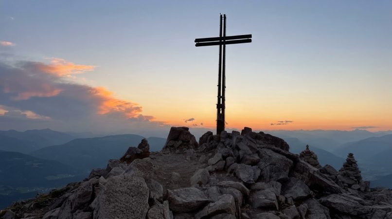 [Sonnenaufgang von Cima Corno Bianco