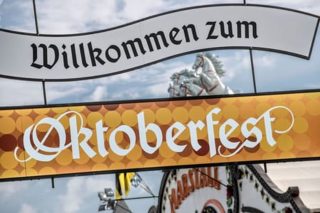 Herbstlaub Oktoberfest 26
